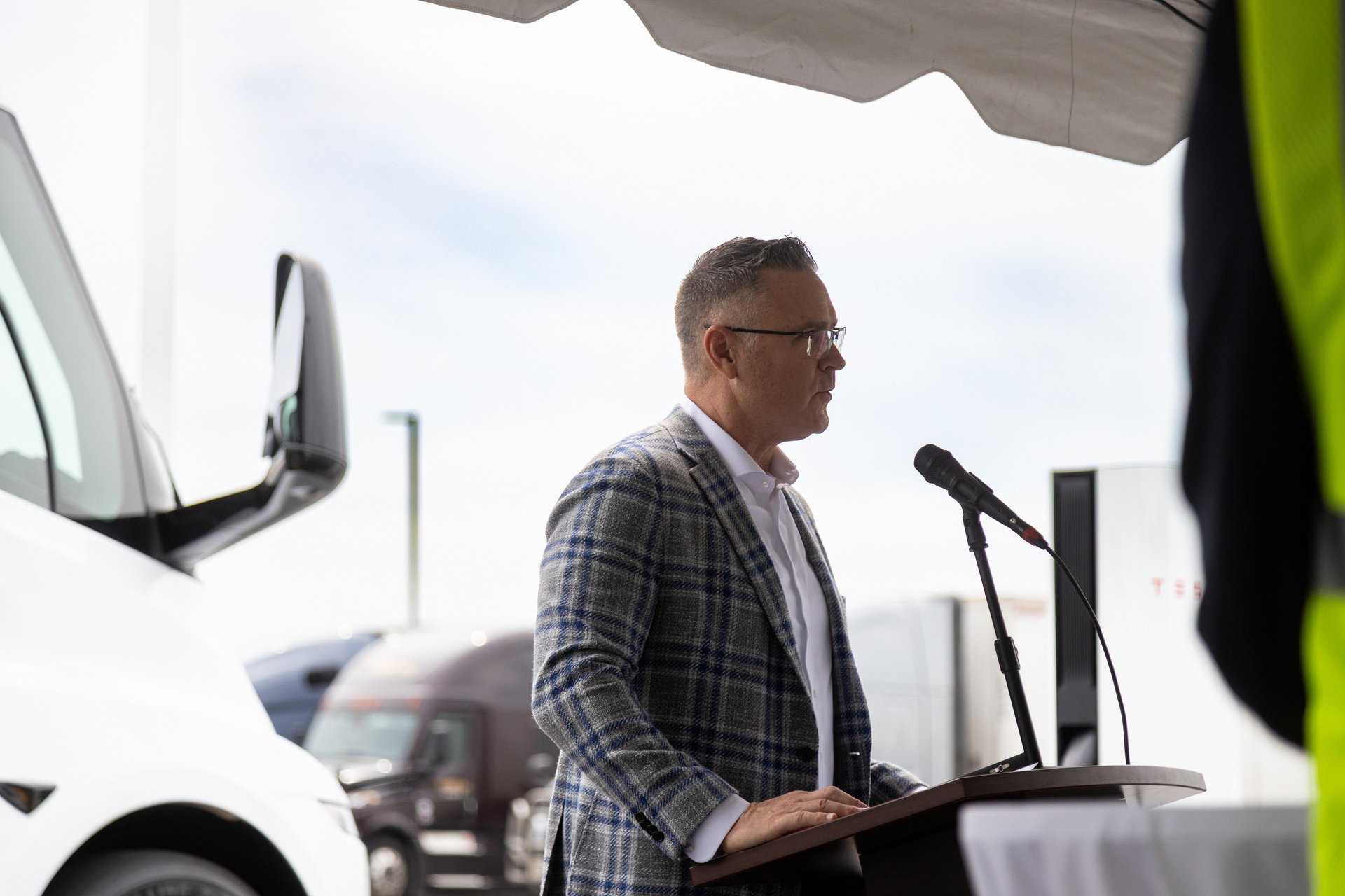 Tesla Semi and charging equipment at Pilot and Tesla's newly opened Megacharger site in Ellabell.
